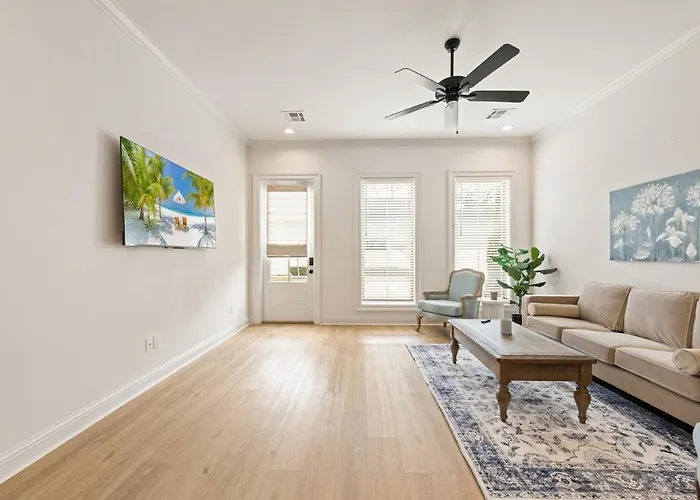 Appartement New House King Beds Garage Patio Luxury